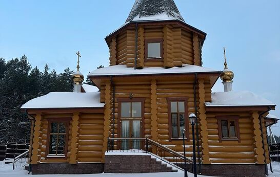 В праздник Введения во храм Богородицы схиархимандрит Илий совершил Богослужение.