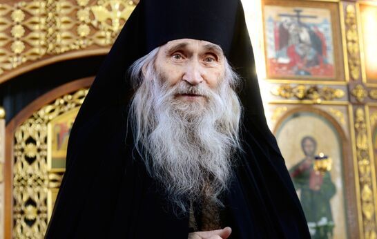 Схиархимандрита Илия (Ноздрина) с Рождеством Христовым поздравили первые лица государства, депутаты, главы регионов, руководители компаний и другие официальные лица.