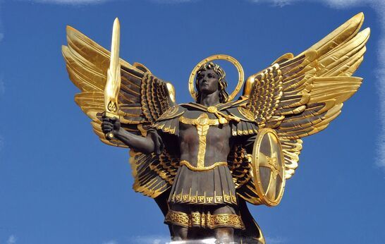 21 ноября православные христиане празднуют Собор Архистратига Михаила и прочих Небесных Сил бесплотных