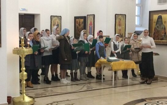 Детская Литургия прошла в храме Сретения Господня