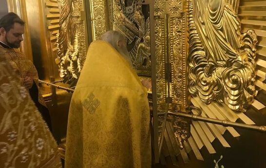 Старец Илий помолился в Тихвинском Успенском монастыре