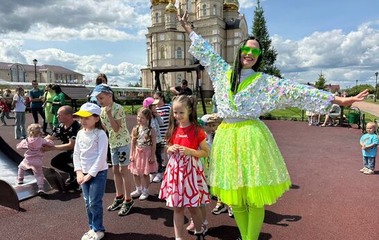 Лето, солнце, мыльные пузыри: яркий праздник детства в Вятском Посаде.
