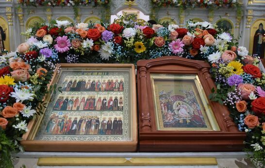 Схиархимандрит Илий (Ноздрин) молился за Архиерейским Богослужением  в храме Сретения Господня.