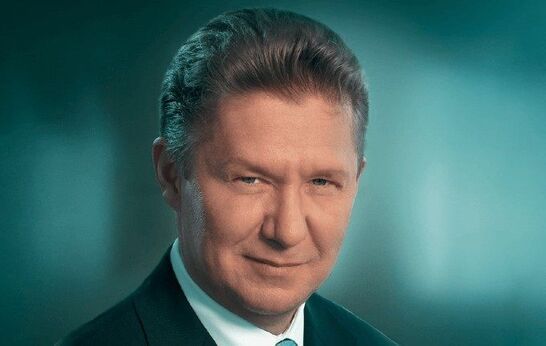 Алексея Борисовича Миллера с днём рождения поздравили обучающиеся Православной гимназии имени Преподобного Алексея Духовно-православного центра 